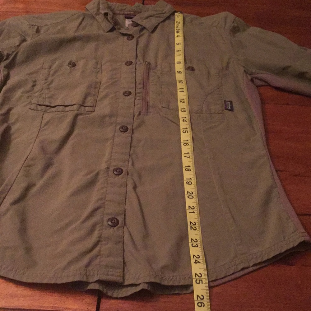 Patagonia Button Down Shirt - Picture 8 of 15